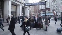 Dailies Total1®: The London Stare Campaign