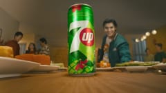 TVC Tết 2024 7UP: Tết tròn gắn kết