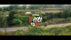 Closeup: Dù bạn là ai, cứ yêu đi