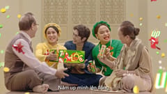 TVC Tết 2021: Bật 7Up, phơi phới lên đời