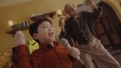 TVC Mirinda Xá Xị: Tặng Mirinda, Tết vui khởi sắc